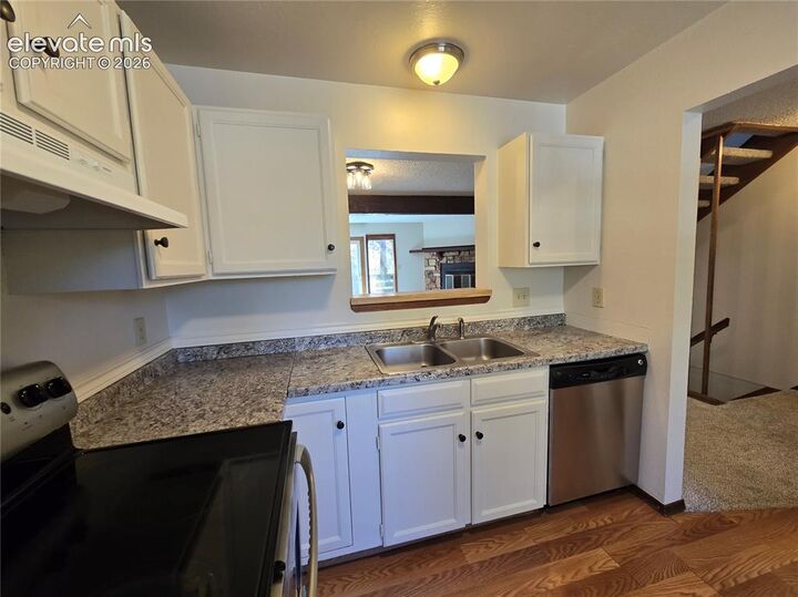 Property Photo: 570 Manor Court B CO 80863