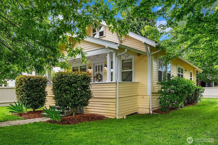 Property Photo: 13039 56th Avenue WA 98178