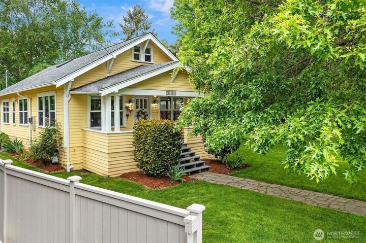 Property Photo: 13039 56th Avenue WA 98178