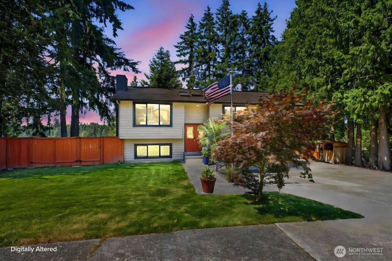 Property Photo:  13305  115th Avenue NE  WA 98034 