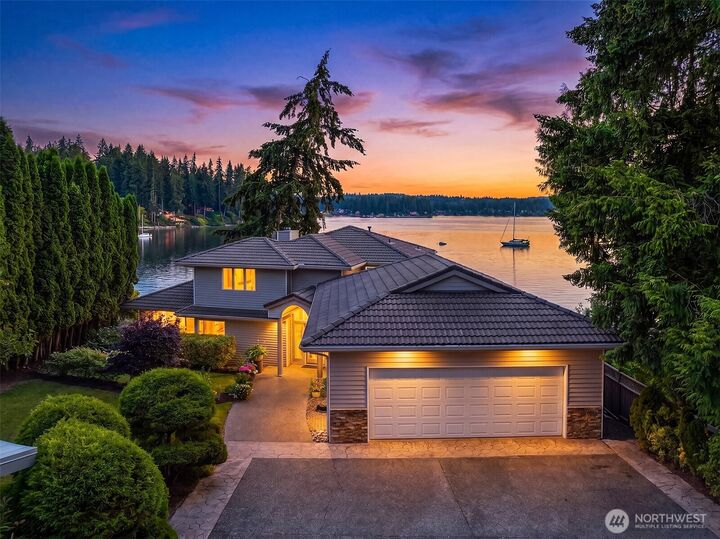 Property Photo: 17011 Lemolo Shore Drive NE WA 98370
