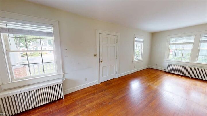 Property Photo:  76 Raleigh Rd  VA 23601 