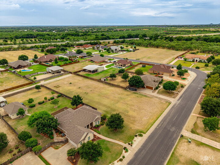 Property Photo:  1721 Loganwood Drive  TX 76904 