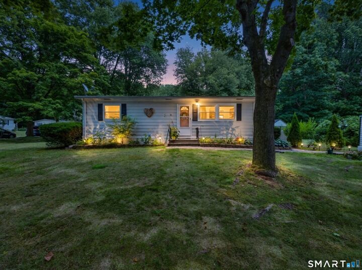 Property Photo:  18 Old Forge Road  CT 06498 