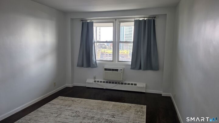 Property Photo: 444 Bedford Street 9P CT 06901