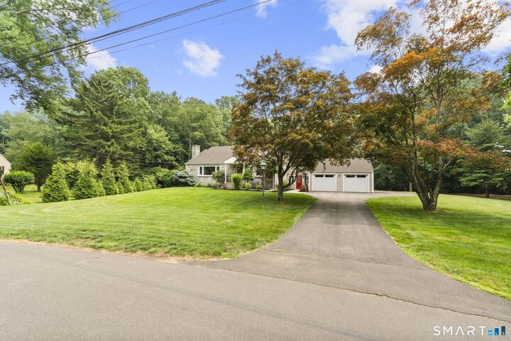 Property Photo: 40 Rolling Ridge Road CT 06477