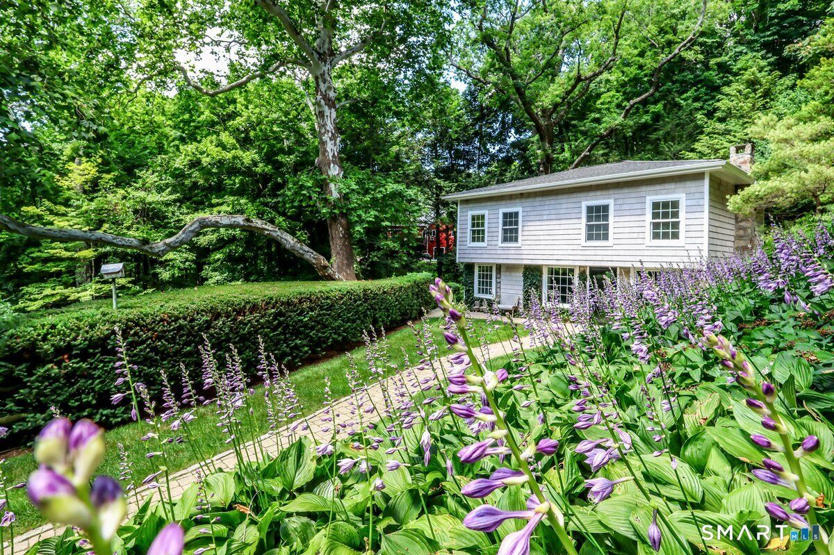 Property Photo:  80 Prospect Place  CT 06776 