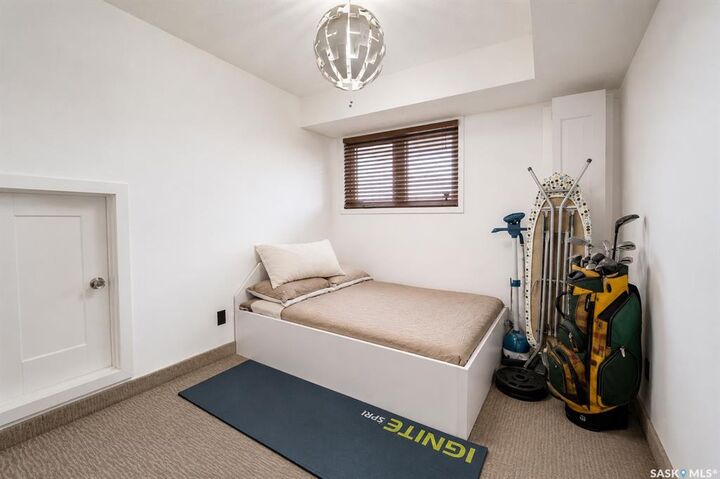 Property Photo: 425 115th Street E 224 SK S7N 2E5