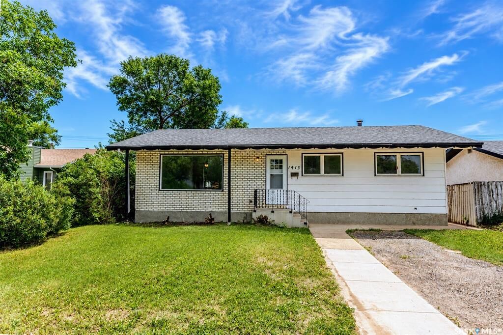 Property Photo:  1415 Caribou Street W  SK S6H 7M4 