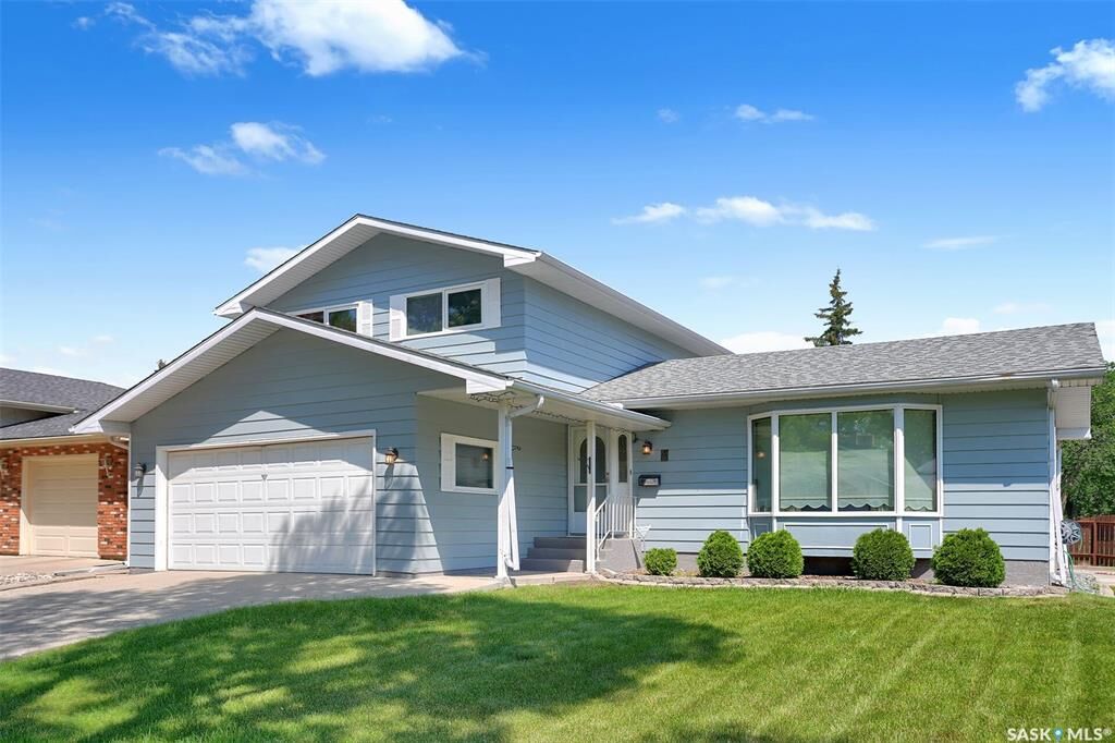 Property Photo: 4 Groome Avenue SK S4S 6E6