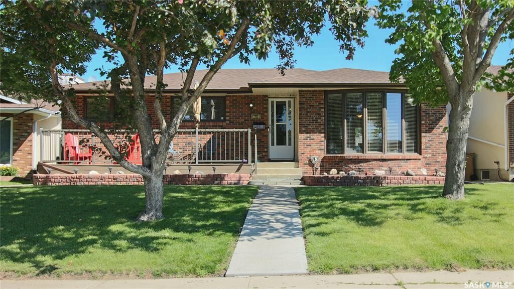 Property Photo: 70 Hawkes Avenue SK S4X 1B4