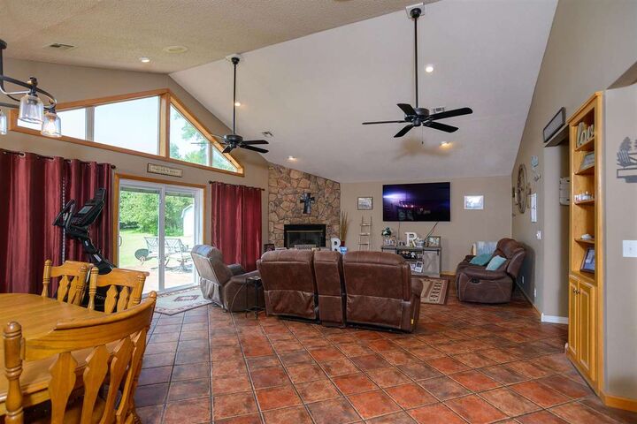 Property Photo:  14919 E Noble Road  OK 74032 