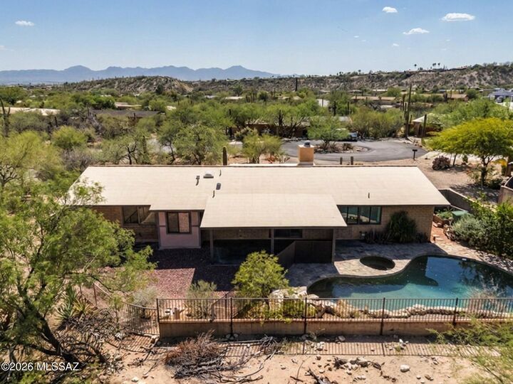 Property Photo: 3575 E Ventana Canyon Drive AZ 85718