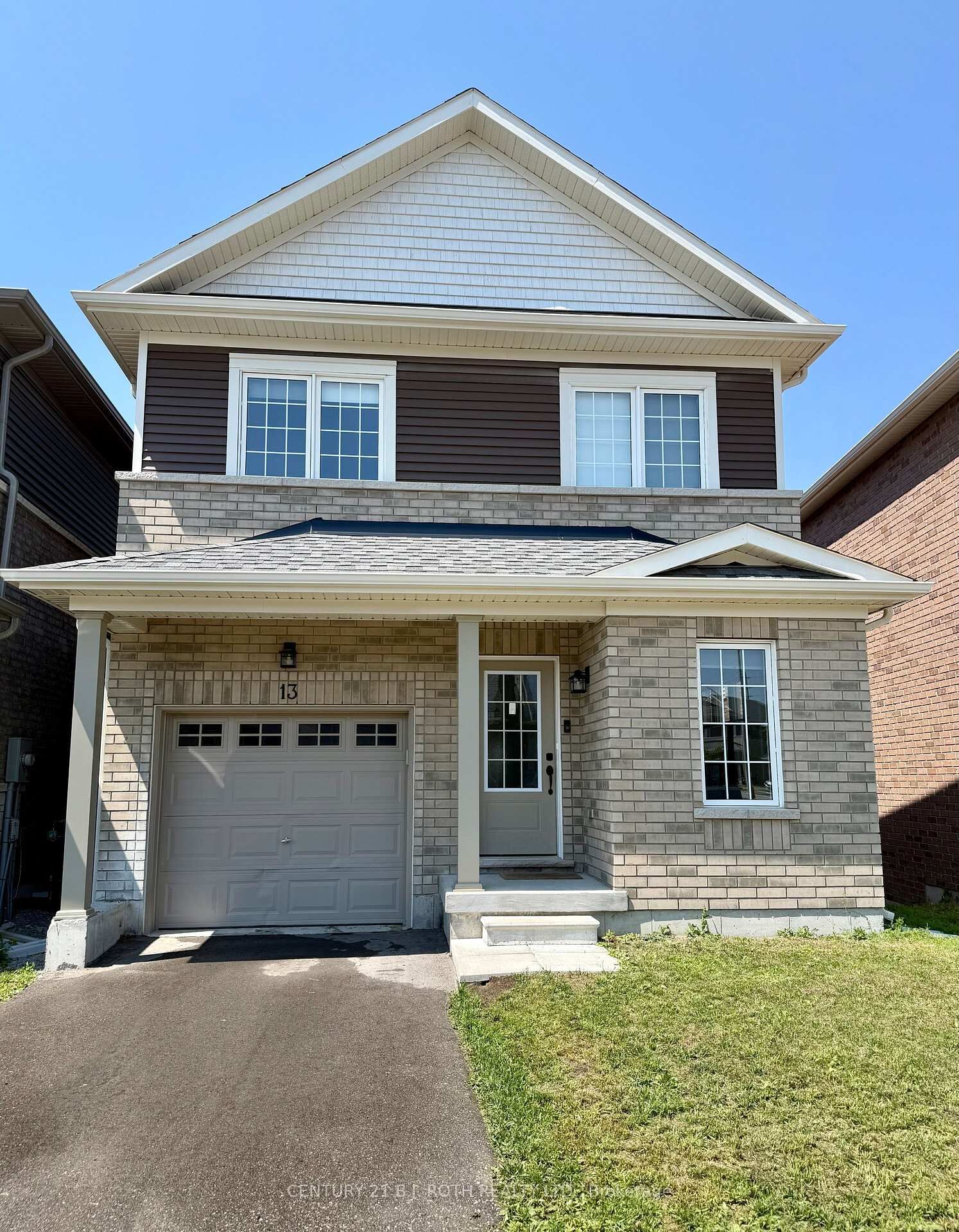 Property Photo:  13 Harvest Crescent  ON L9J 0T3 