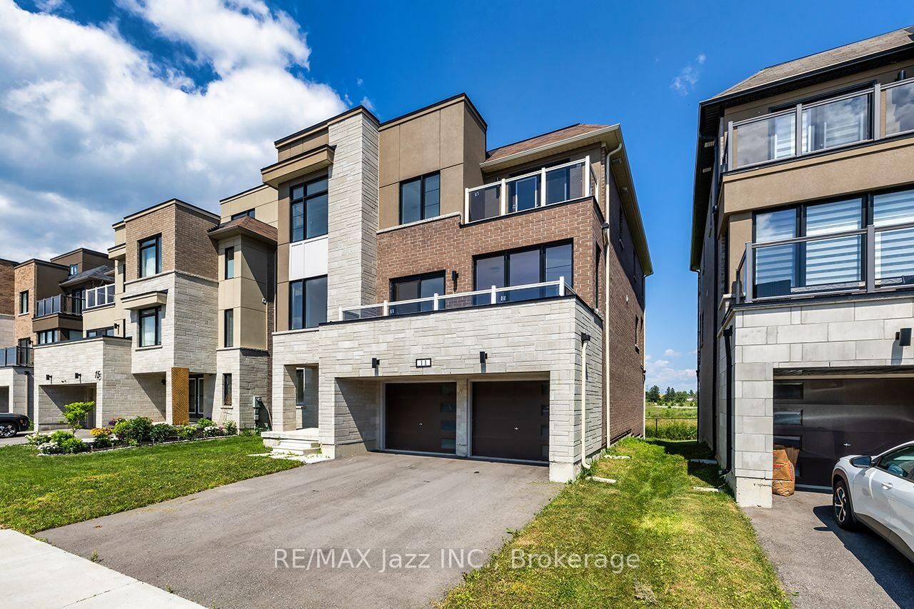 Property Photo: 11 Yacht Drive ON L1C 4B1