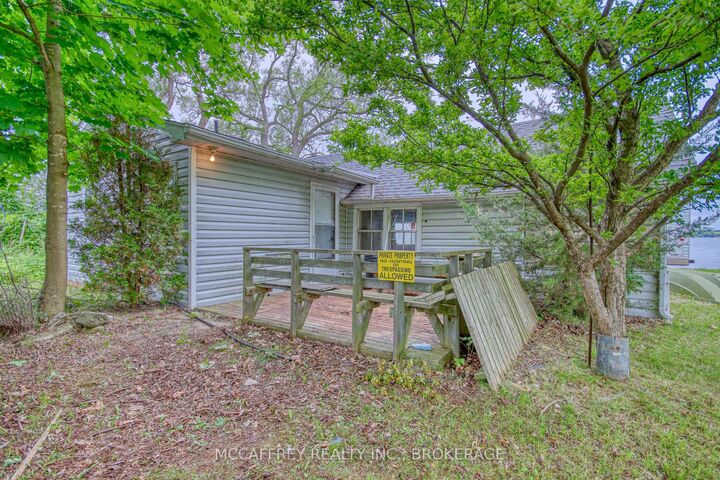 Property Photo: 94 Willow Point Lane ON K7R 3K7