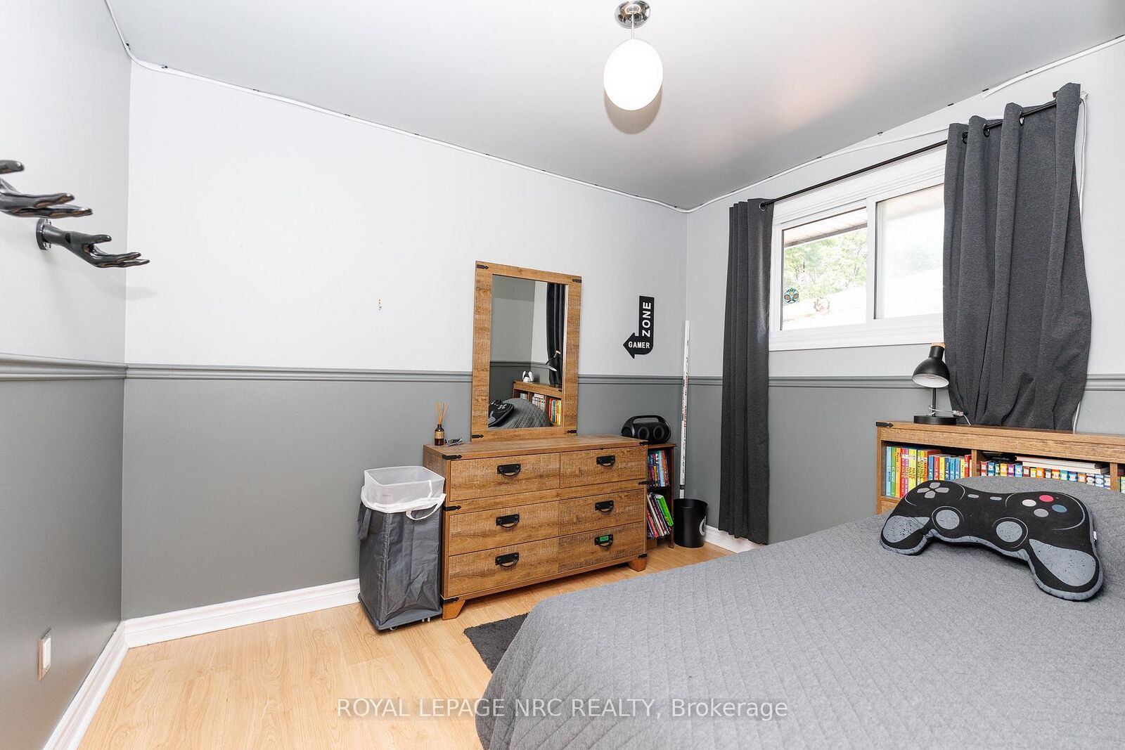 Photo de la propriété: 8025 Michael Street ON L2H 2B6