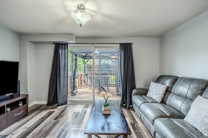 Property Photo: 193 Nathan Crescent ON L4N 0S4