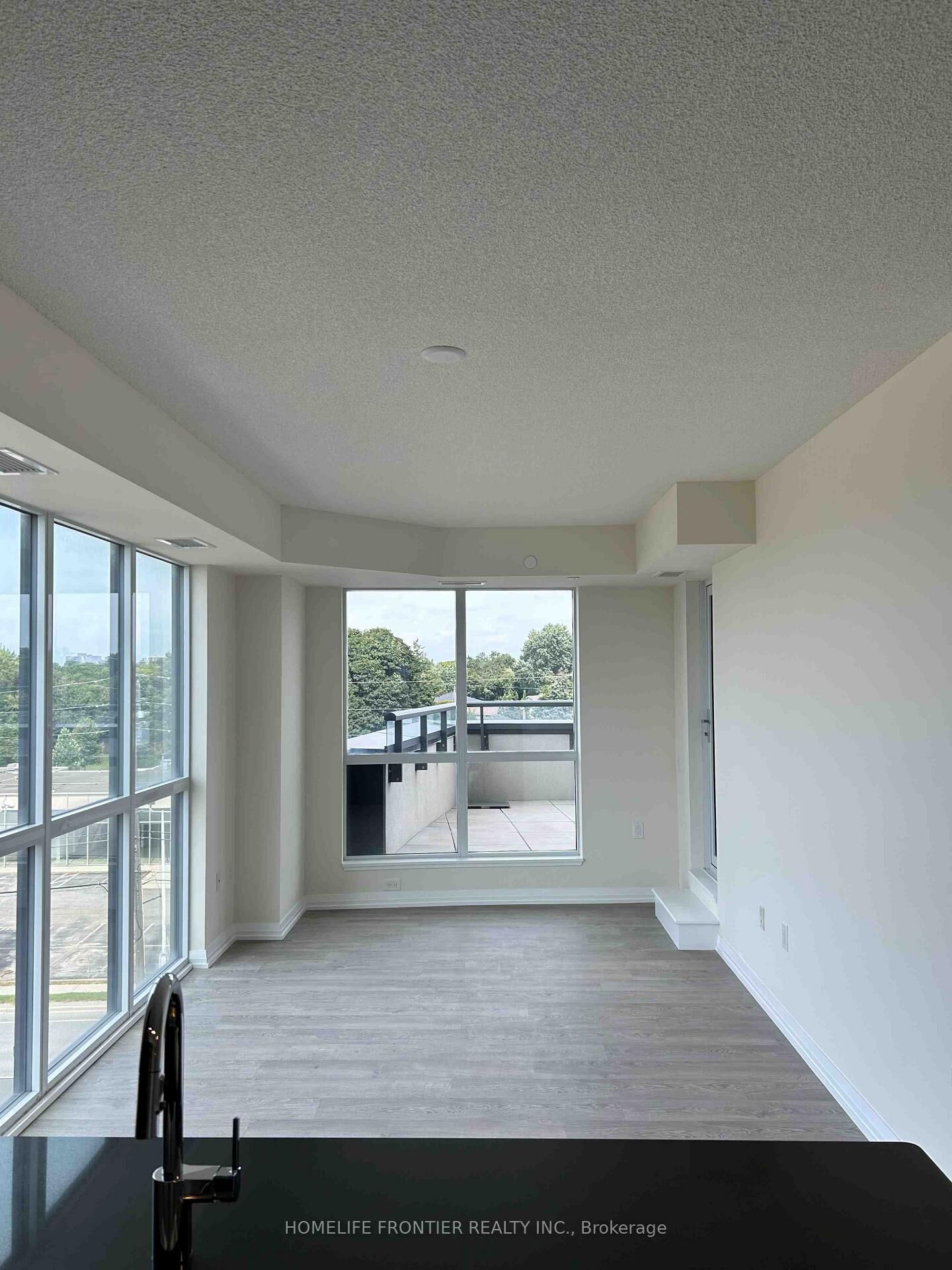 Property Photo: 50 Thomas Riley Road SE 409 ON M9N 0C5