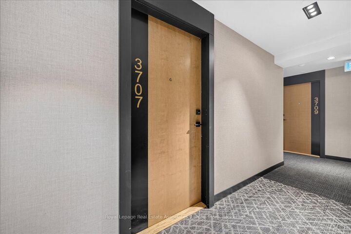 Property Photo:  2920 Highway 7 Road 3707  ON L4K 0P4 