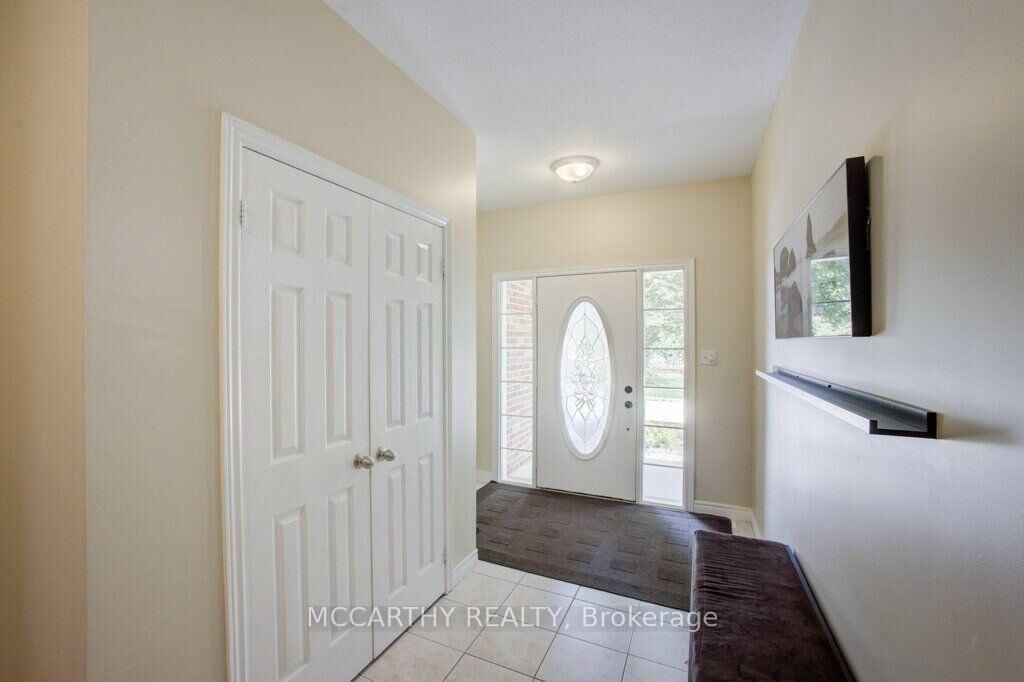 Property Photo:  423 Old Village Lane  ON L9V 3A5 