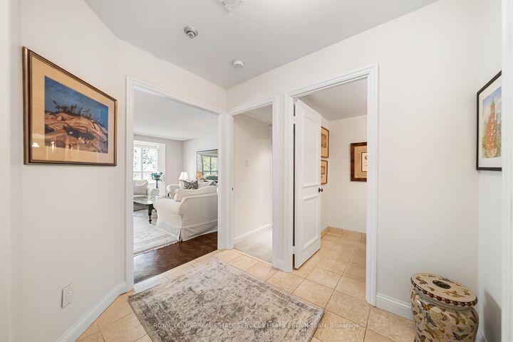 Property Photo: 3800 Yonge Street 503 ON M4N 3P7