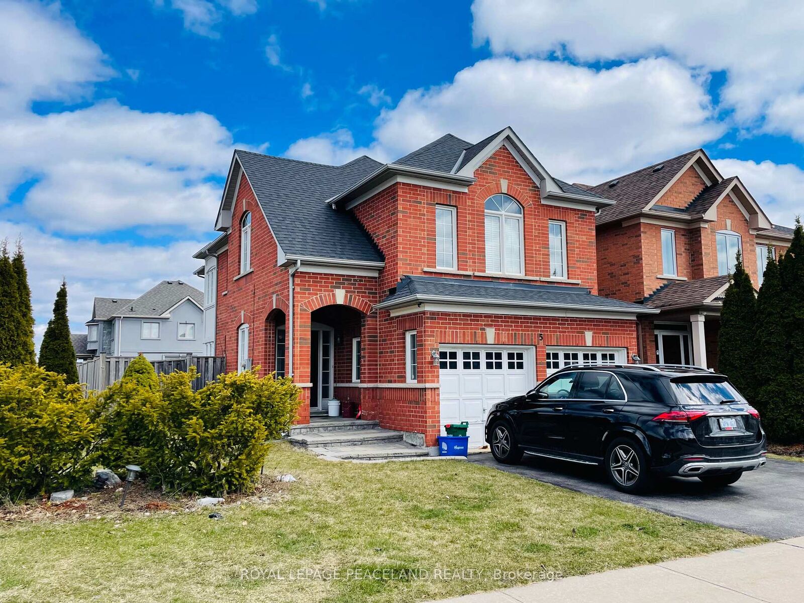 Property Photo:  5 Mirando Street  ON L4S 2W8 