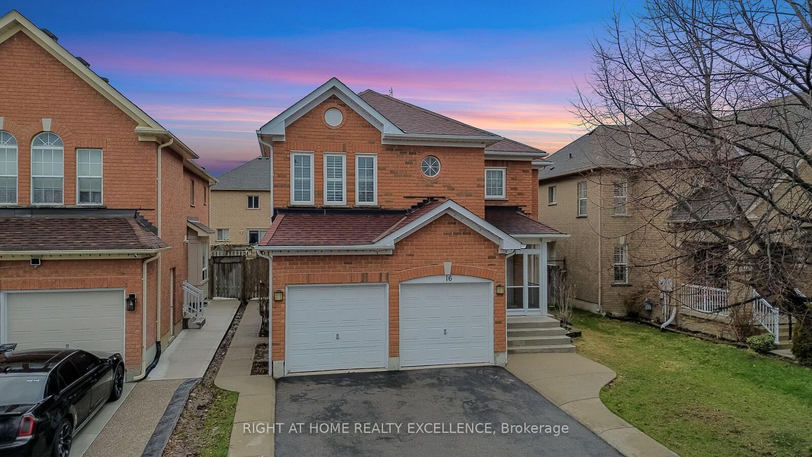 Property Photo:  16 Whitford Court  ON L6R 2S2 