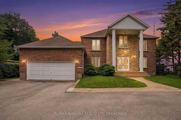 Property Photo: 599 Lakeshore Road E ON L3K 5V3