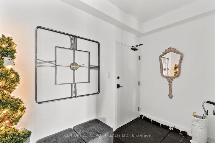 Property Photo: 10 Culinary Lane 611 ON L9J 0K2