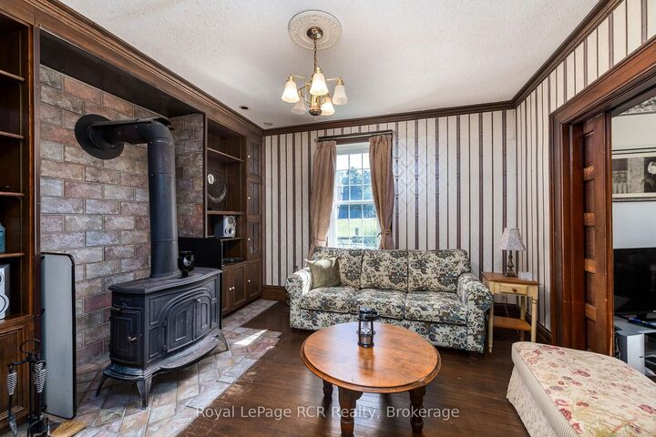Property Photo: 404683 Grey Road 4 N/A ON N0C 1K0