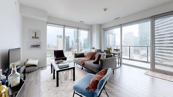 Property Photo: 20 Edward Street 2003 ON M5G 0C5