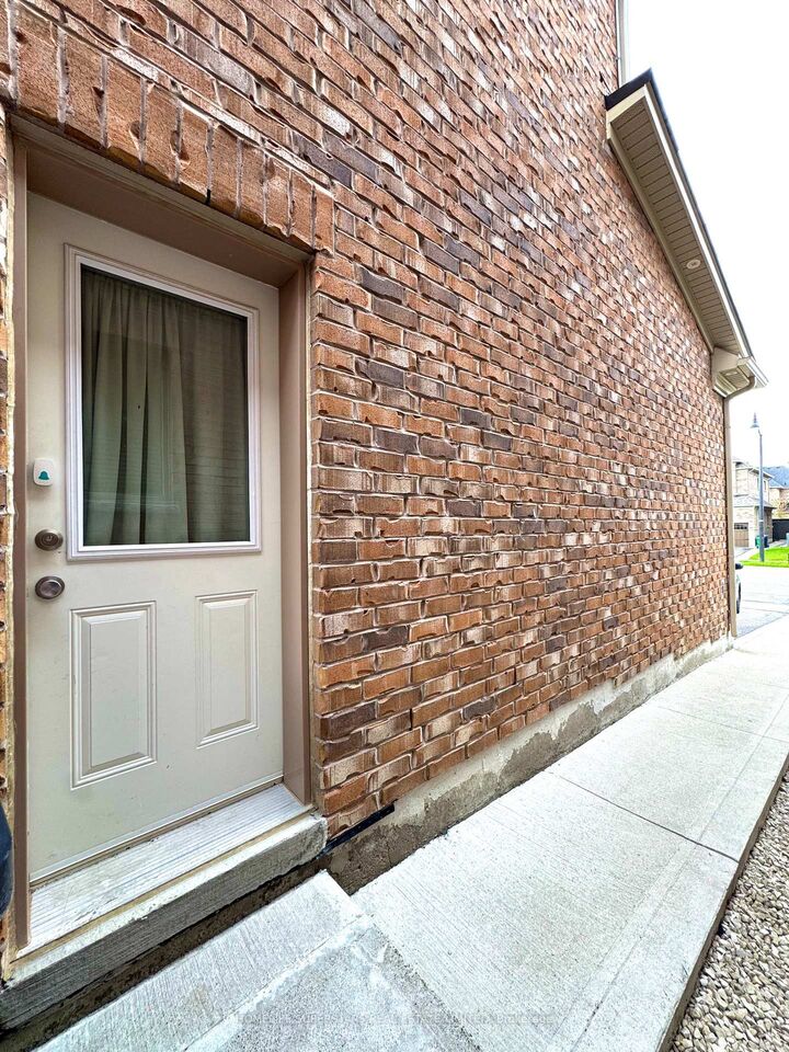 Property Photo: 126 Martin Byrne Drive ON L6P 4C7