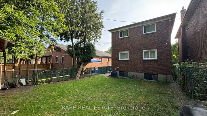 Property Photo: 167 Magnolia Avenue ON M1K 3K7