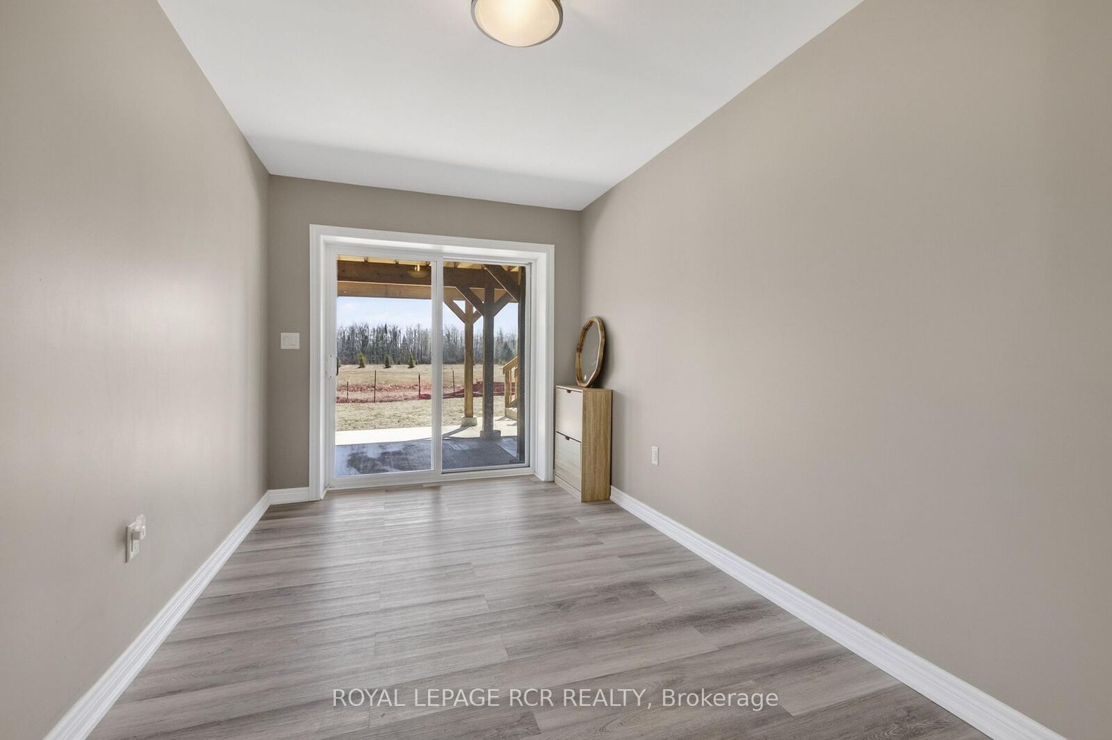 Property Photo:  375 Russell Street Basement  ON N0C 1B0 