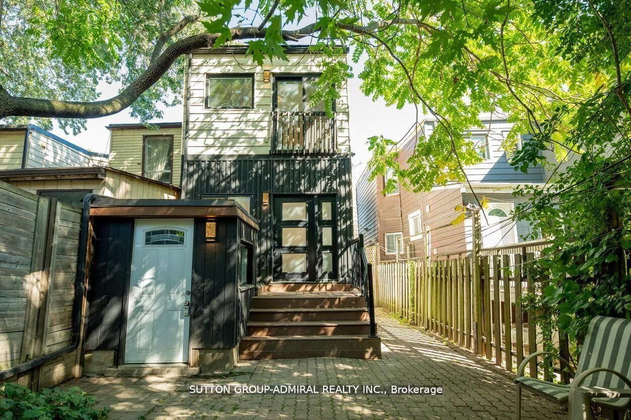 Property Photo: 70 Carlaw Avenue Bsmt ON M4M 2R7