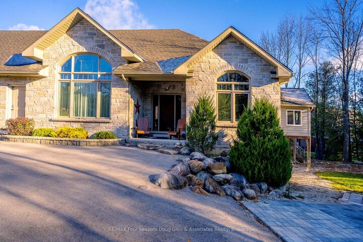 Property Photo: 135 Algonquin Drive ON N4L 0A7