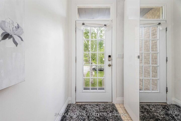 Property Photo:  131 Cottonwood Court Main  ON L3T 5W9 