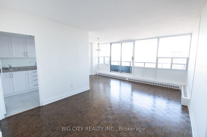 Property Photo: 70 Cambridge Avenue 20 ON M4K 2L5