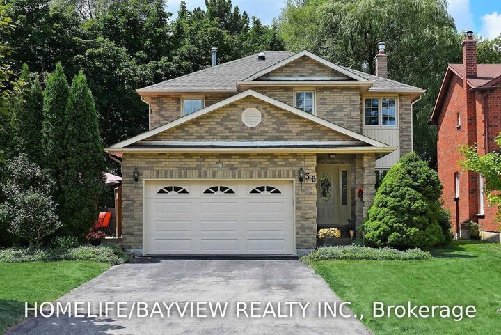 Property Photo:  36 Eleanor Circle Lower  ON L4C 6K7 