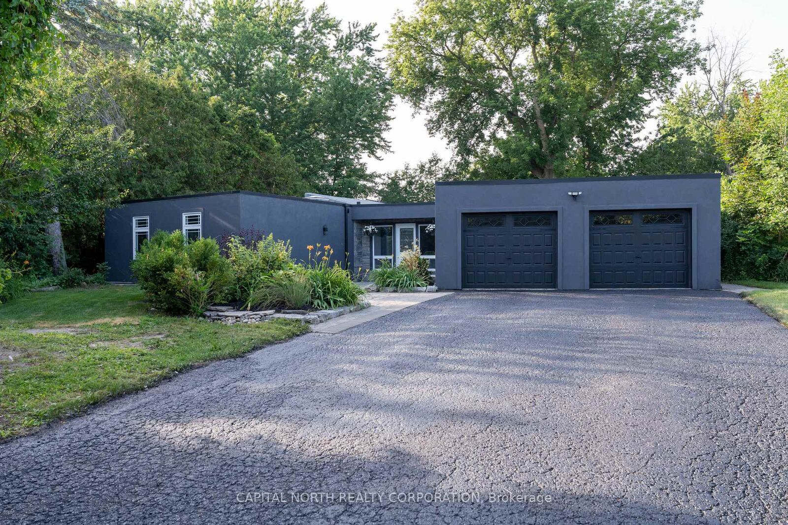 Property Photo:  1166 Parkway Drive  ON L0L 1R0 