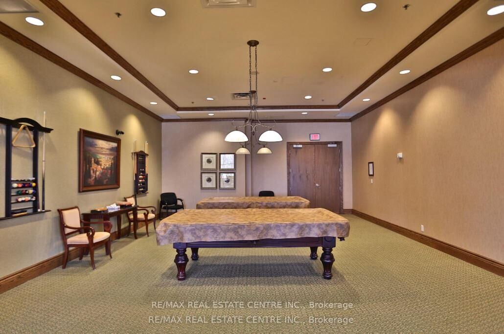 Property Photo: 2 Alisma Trail ON L6R 0Y8