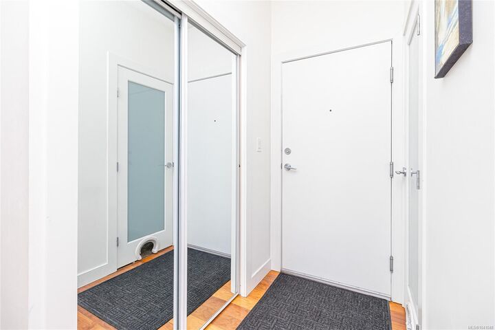 Property Photo: 1008 Tillicum Rd #403 BC V9A 1Z8