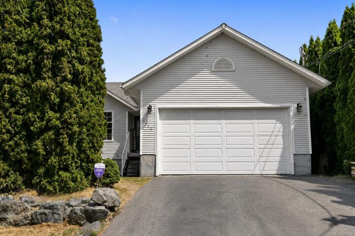 Property Photo:  1730 Jingle Pot Rd  BC V9R 6H1 