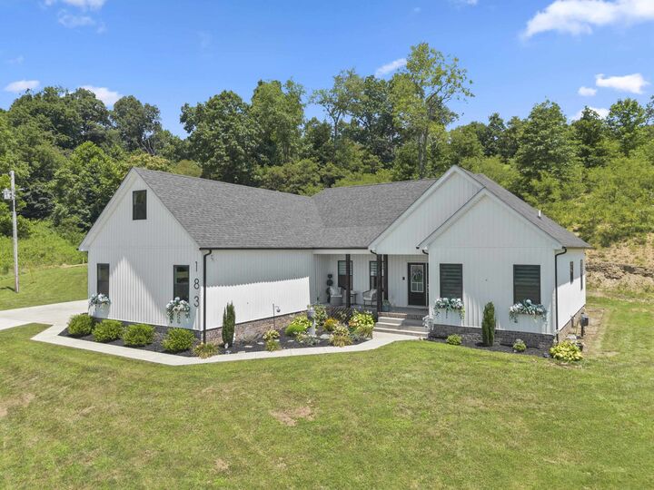 Property Photo: 183 Arabian Lane KY 41143
