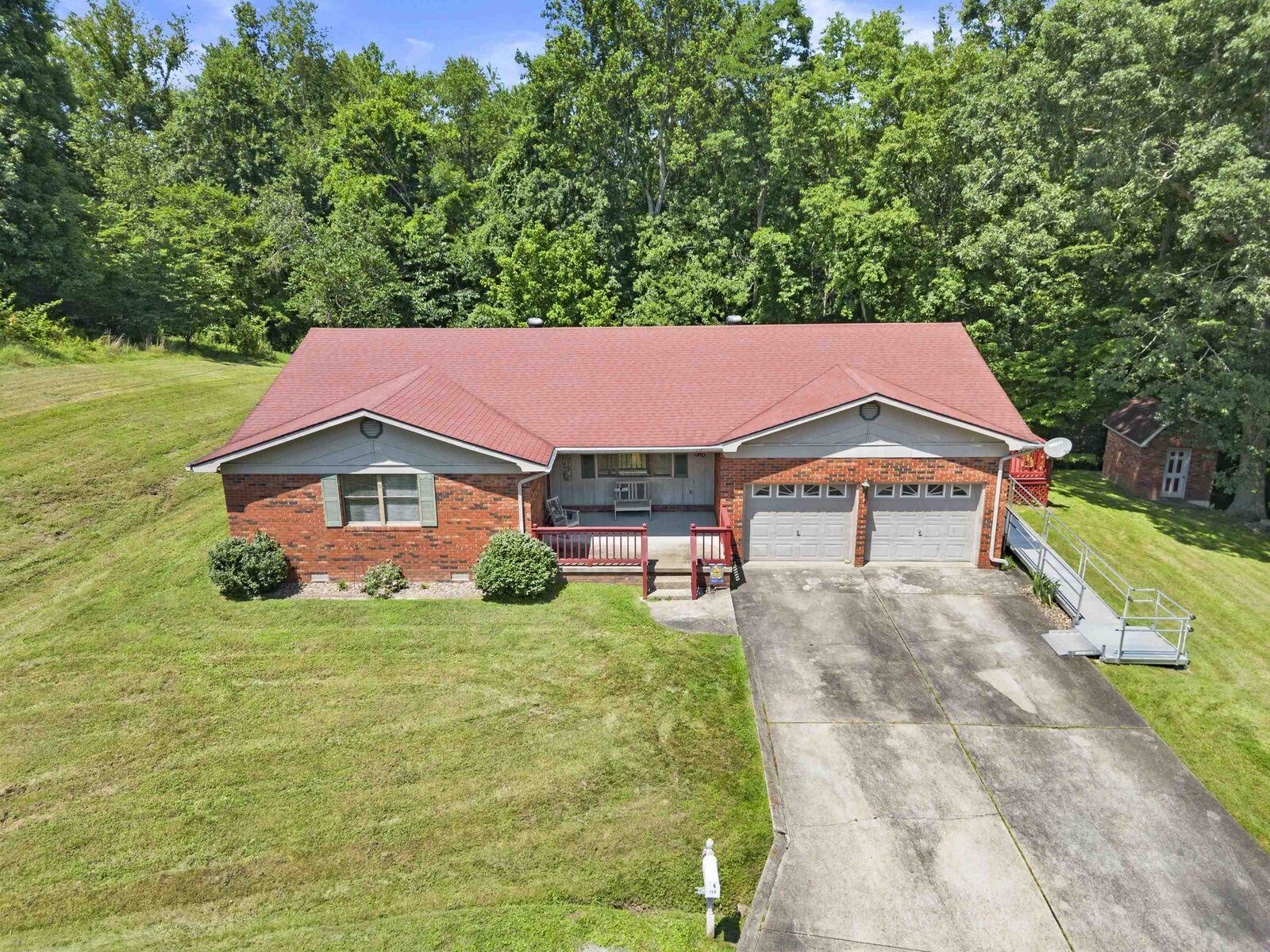 Property Photo: 159 East Cretcher Street KY 41143