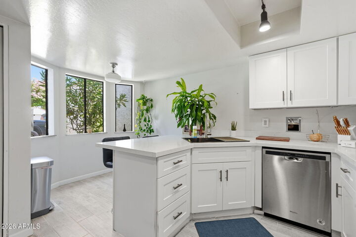 Property Photo: 4205 E Ludlow Drive AZ 85032