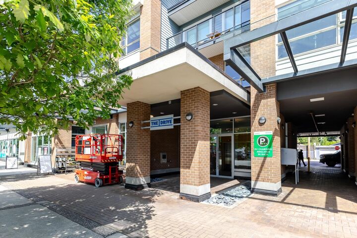 Property Photo: 1330 Marine Drive 303 BC V7P 1T4