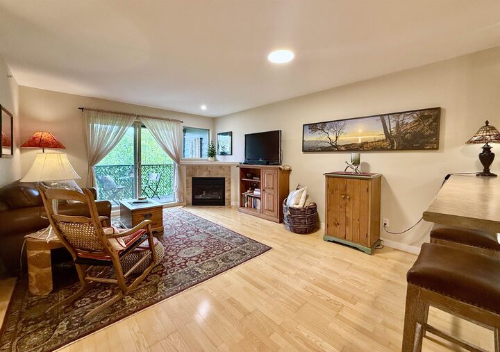5631 Inlet Avenue 404 — photo 1