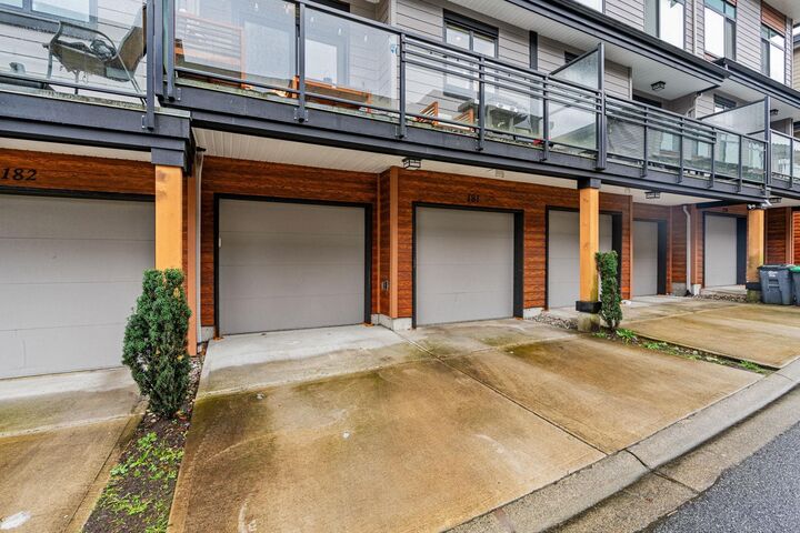16488 64 Avenue 181 — photo 1